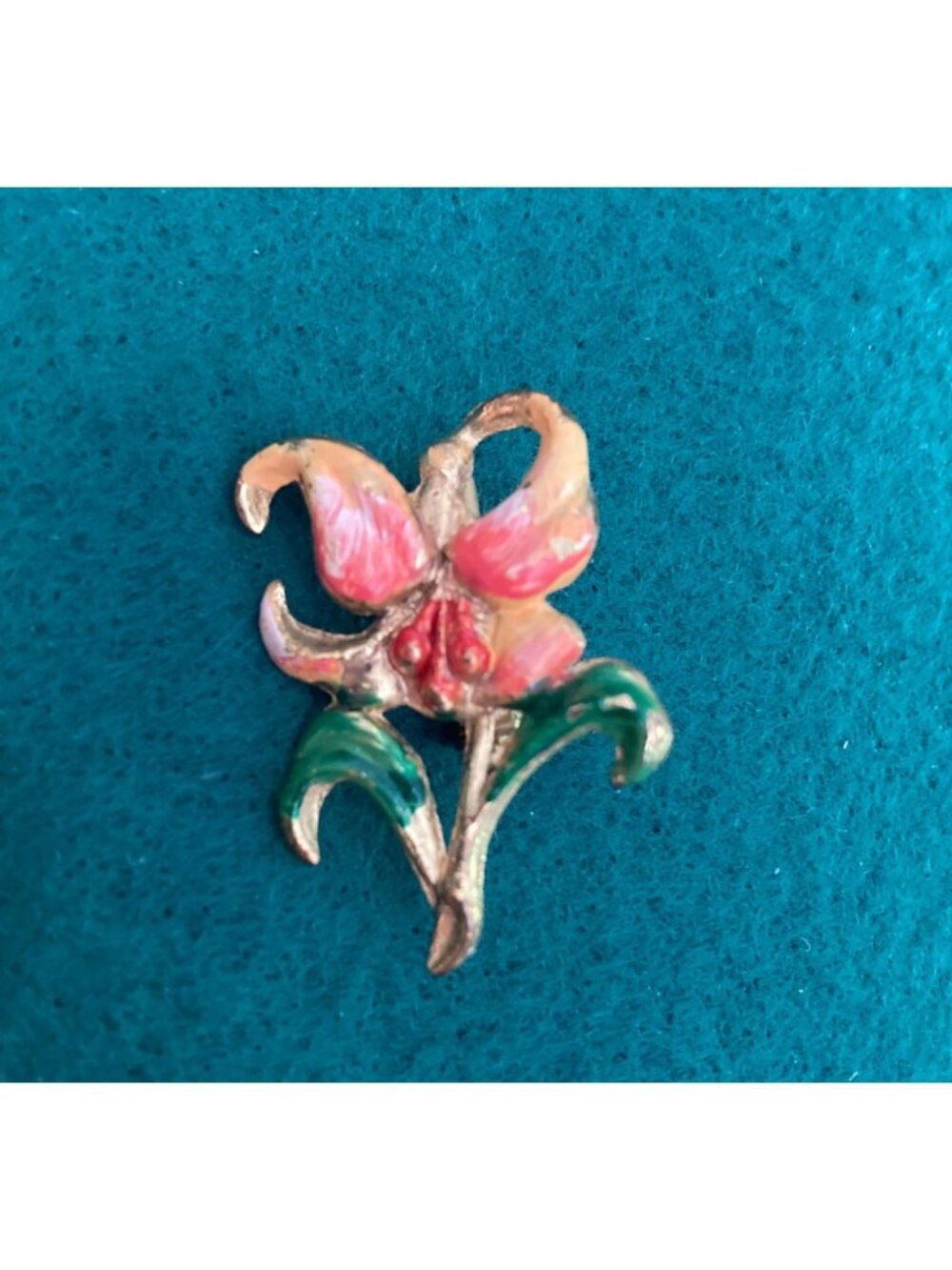 Vintage Gold Tone Enamel Lilly Flower Brooch Pin Pink Green Feminine Delicate